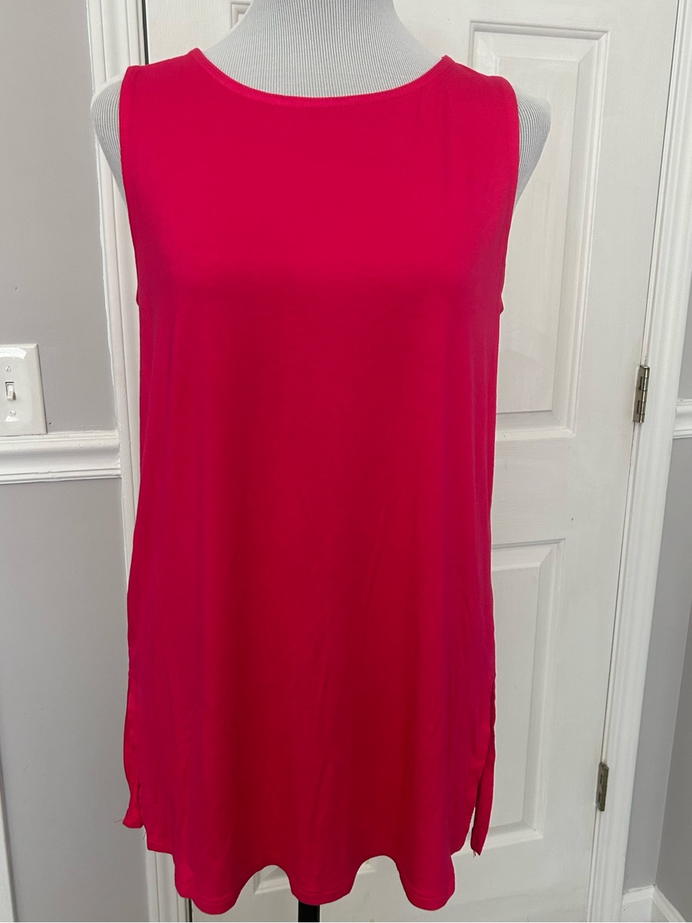 Cable & Gauge Hot Pink Sleeveless Tunic